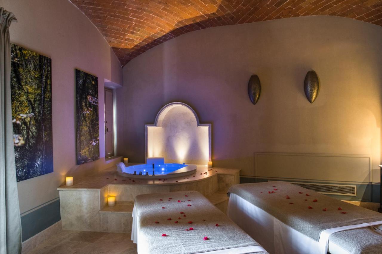 Borgo San Felice Hotell Castelnuovo Berardenga Exteriör bild