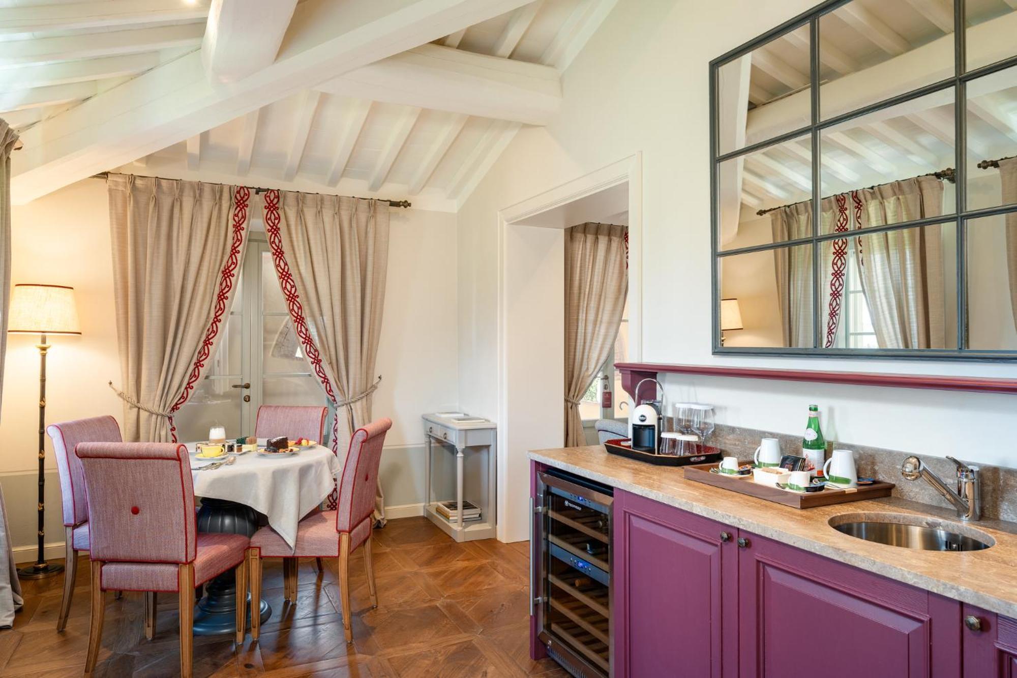 Borgo San Felice Hotell Castelnuovo Berardenga Exteriör bild